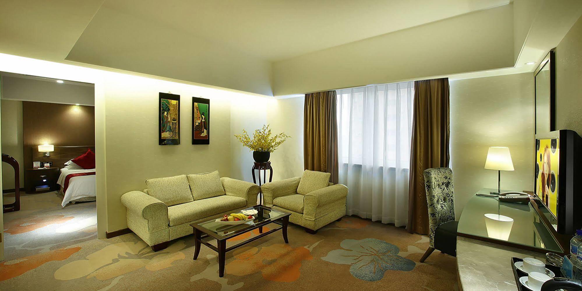 Ramada Hotel Сямынь Экстерьер фото